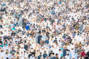 crowd of muslim men praying